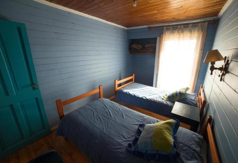 バス共有のスタンダードルーム, Hostel Moreno