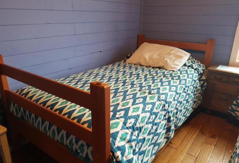 バス共有のスタンダードルーム, Hostel Moreno