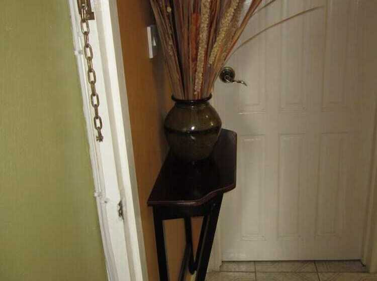 اتاق استاندارد, Narakiel S Inn