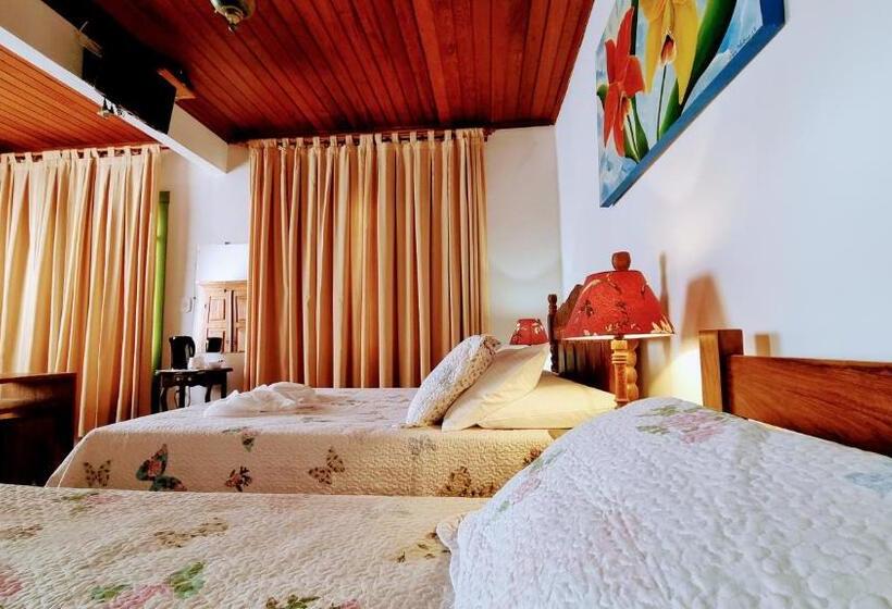 스탠다드 룸 산 전망, Pousada Joaninha