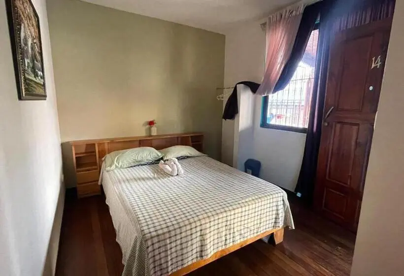 اتاق استاندارد یک نفره, Trianon