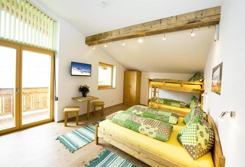 Family flat with lake view, Alpenhof Grafleiten