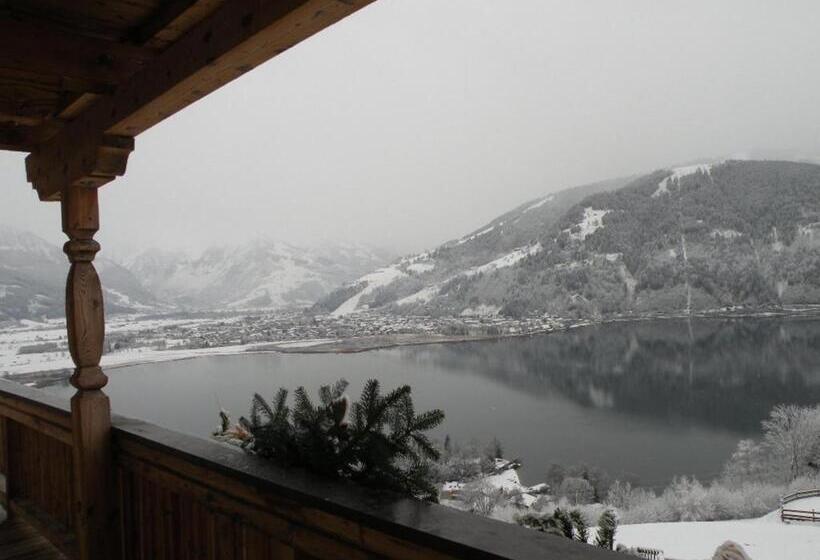 Family flat with lake view, Alpenhof Grafleiten