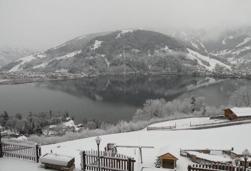 Family flat with lake view, Alpenhof Grafleiten