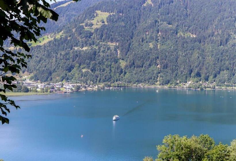 Family flat with lake view, Alpenhof Grafleiten