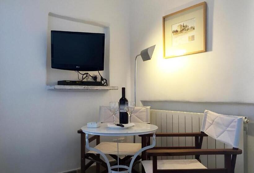 스탠다드 룸 풀장 전망, Apokryfo Traditional Guesthouse