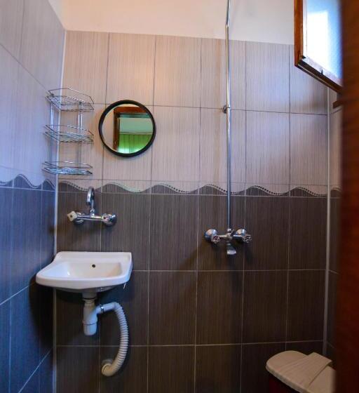 标准间, Topuzovi Guest House