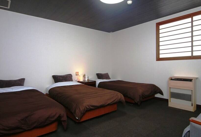 غرفة قياسية ثلاثية حمام مشترك, Pension Kobekko