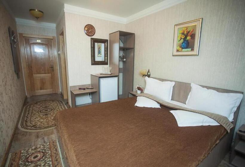 Quarto Estandar, Pensiunea Bianca