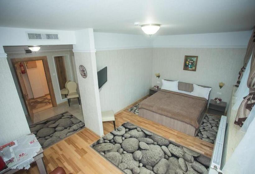 Номер Deluxe, Pensiunea Bianca