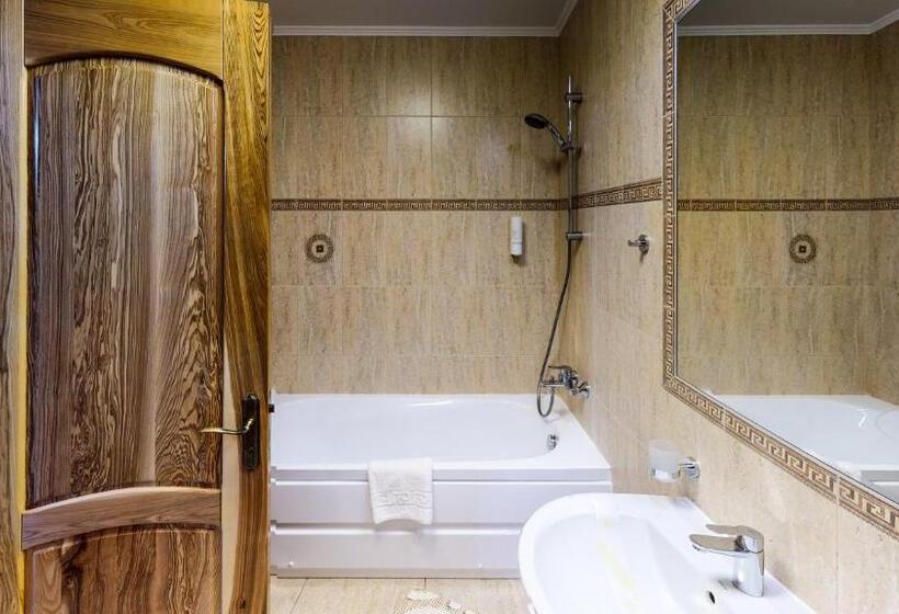 Апартаменты 2 Спальни, Pensiunea Bianca