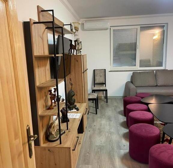 Вилла 3 Спальни, Pensiunea Bianca