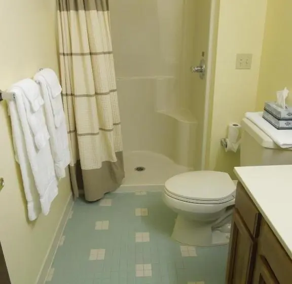 ２ダブルベッドのスタンダードルーム, Guest Quarters At The Bridges Golf Club