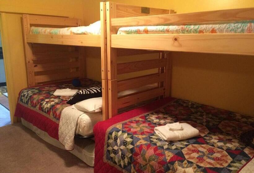 带2个卧室的公寓, The New Oceanic Inn