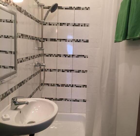 1베드룸 아파트 1층, Helenental Pension & Apartments