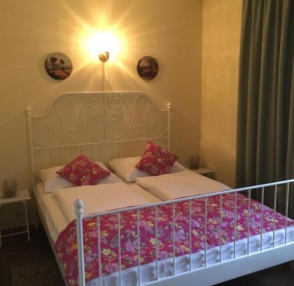 침실 2개 아파트, Helenental Pension & Apartments