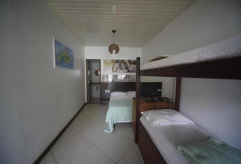 スタンダード4人部屋, Aquario Pousada Hostel   Night Club