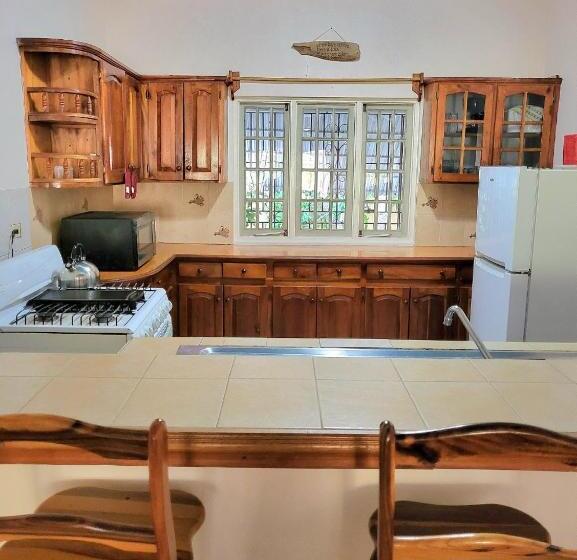 اتاق استاندارد, Green's Palace Jamaica