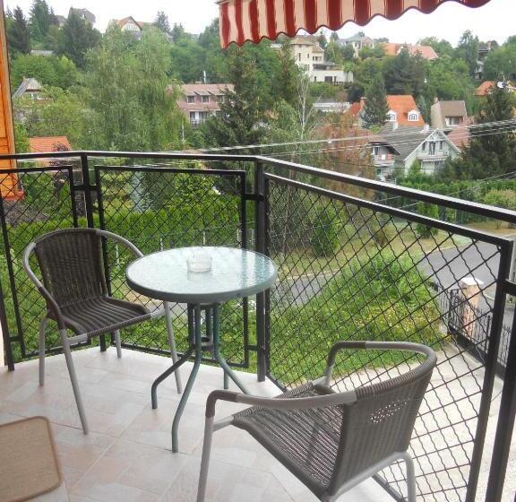 סטודיו סטנדרט עם מרפסת, Hejő Apartman