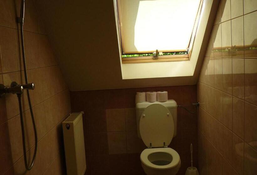 חדר סטנדרט לארבעה, Hejő Apartman