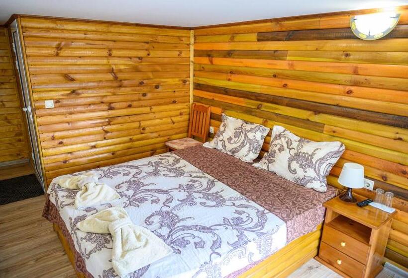 اتاق کلاسیک خانوادگی, Medi Guest House