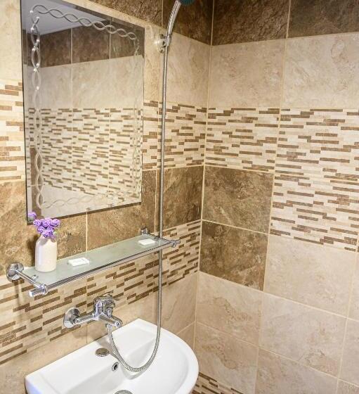 اتاق استاندارد با بالکن, Medi Guest House