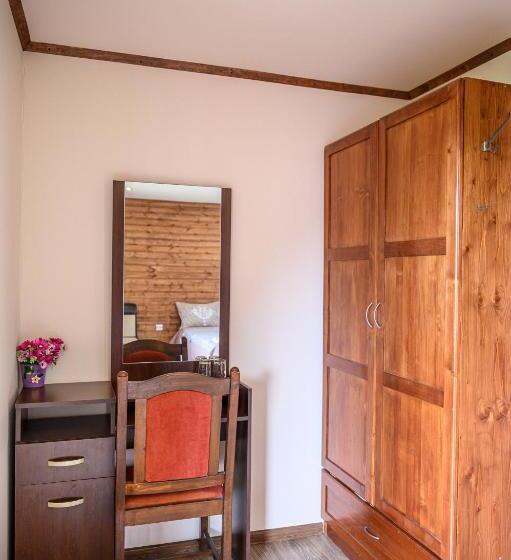 اتاق استاندارد با بالکن, Medi Guest House