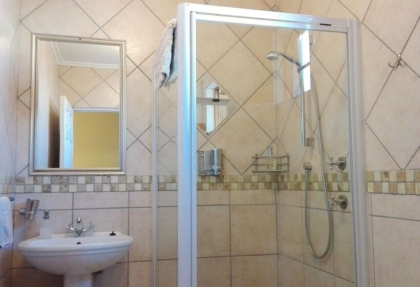 غرفة قياسية مطلّة علي الحديقة, Saxecoburg Lodge