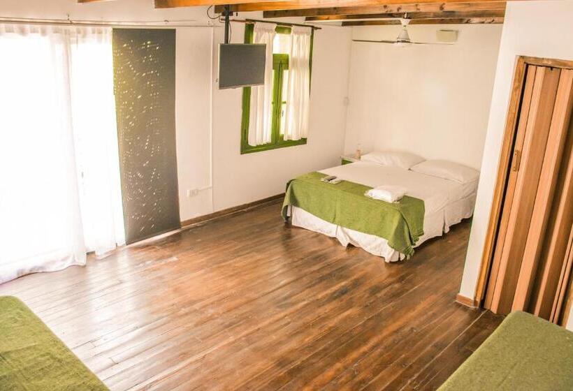 Трежместный Номер Economy, Senador Dupont