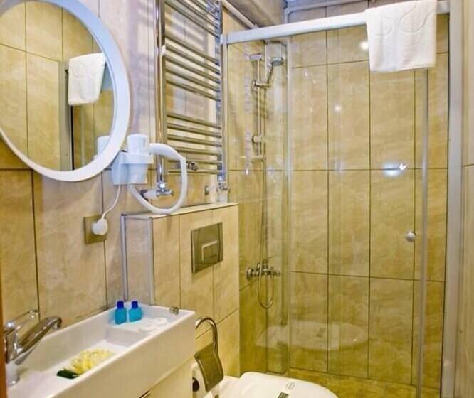 Basic Room, Grand Onur