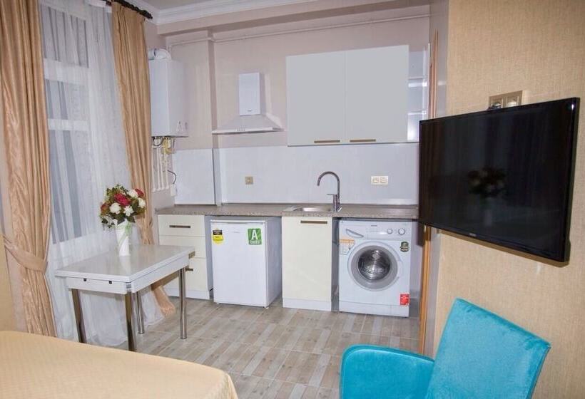 Basic Room, Grand Onur