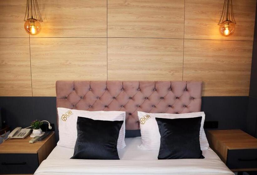 Basic Room, Grand Onur