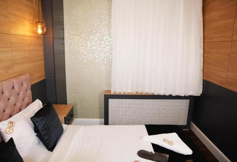 Basic Room, Grand Onur