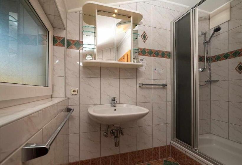 Номер Стандарт, Bauernhof Liendl