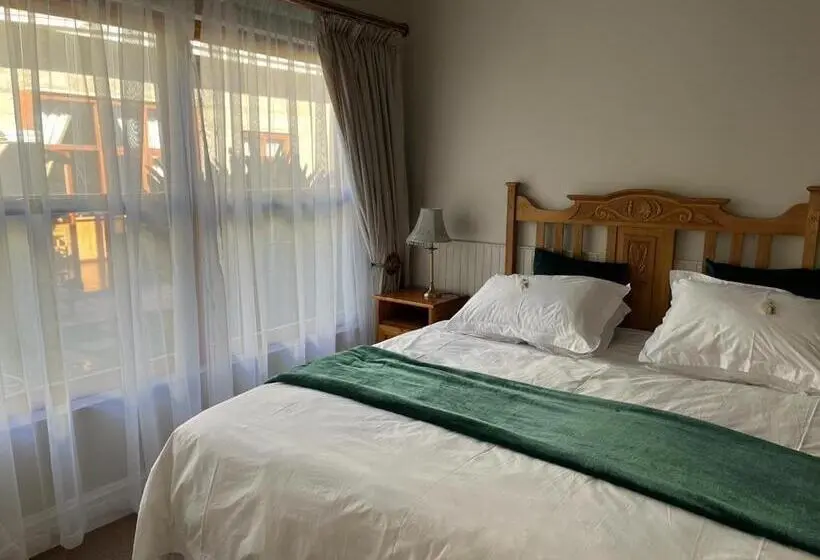 スイート（家族用）, La Pension Guest House