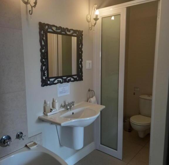 اتاق استاندارد, La Pension Guest House