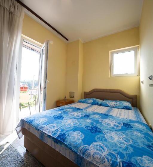 غرفة قياسية حمام مشترك, Apartments Pavićević