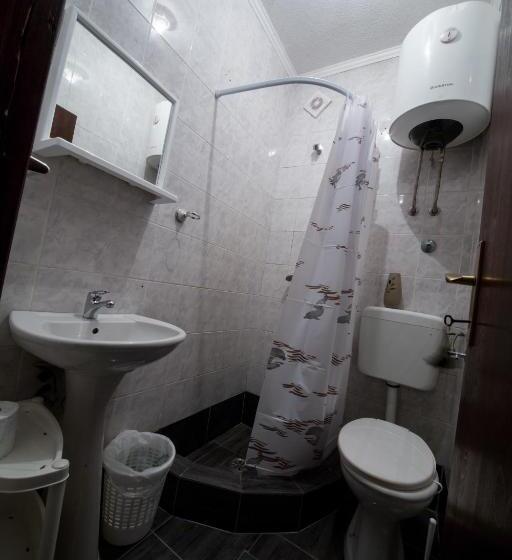غرفة قياسية ثلاثية حمام مشترك, Apartments Pavićević