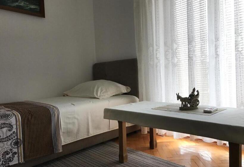 غرفة قياسية رباعية حمام مشترك, Apartments Pavićević