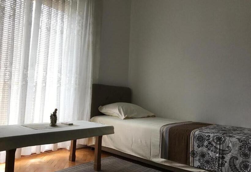 غرفة قياسية رباعية حمام مشترك, Apartments Pavićević