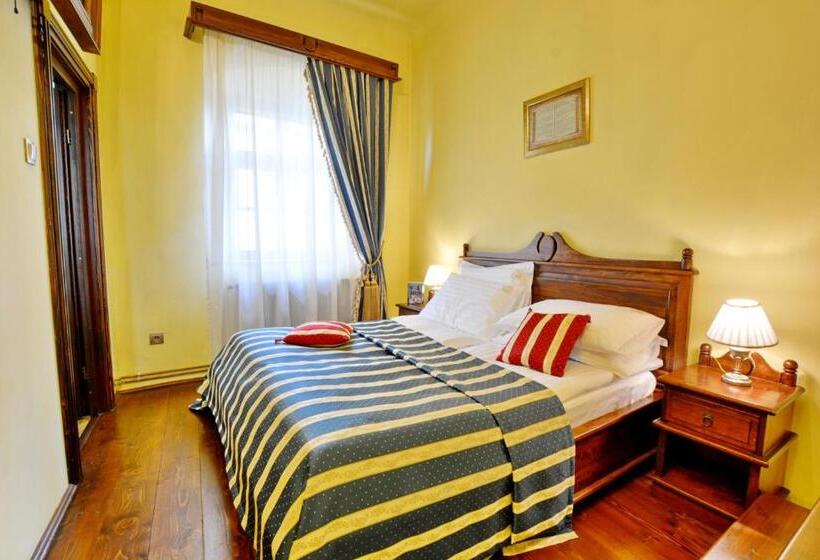 اتاق پرمیوم, Casa Georgius Krauss Sighisoara