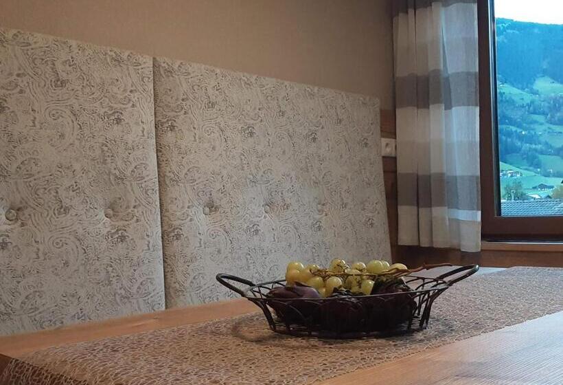 带阳台两卧公寓, Gästehaus Pfister Maria