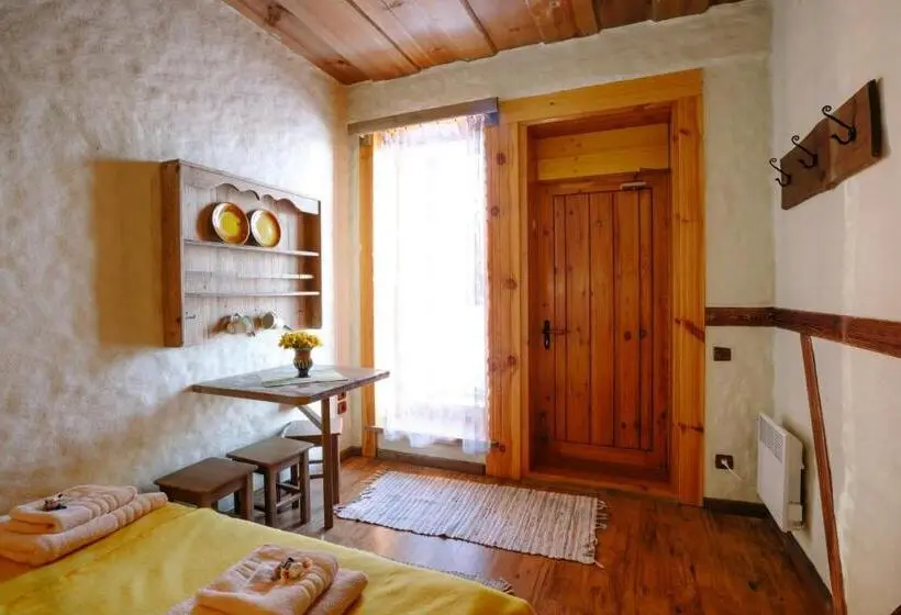 اتاق خانوادگی, Guest House And Camping Jurmala