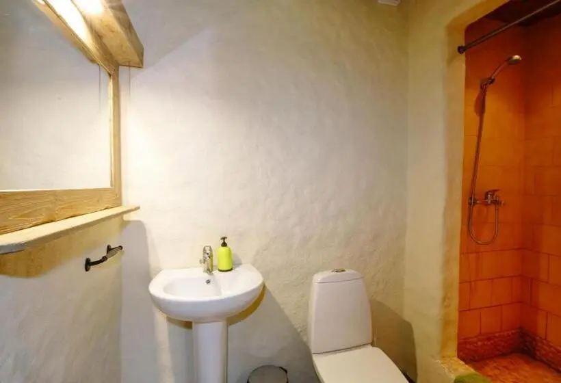 اتاق خانوادگی, Guest House And Camping Jurmala