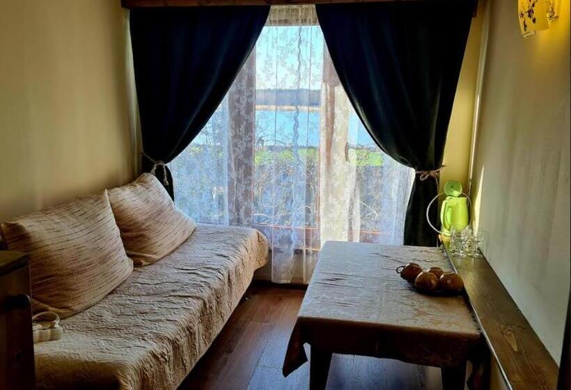 اتاق استاندارد چهارنفره با چشمانداز باغ, Guest House And Camping Jurmala