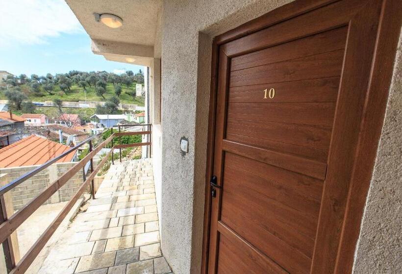 Номер Стандарт Индивидуальный, Kula Boutique