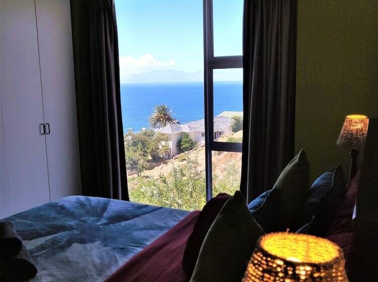 家庭公寓, Penguinden   Load Shedding Free