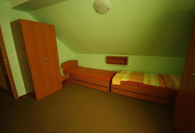 四人标准间, Penzion Pod Bílou Horou