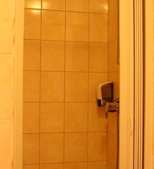 Pokój Ekonomiczny, Penzion Vulture Havířov