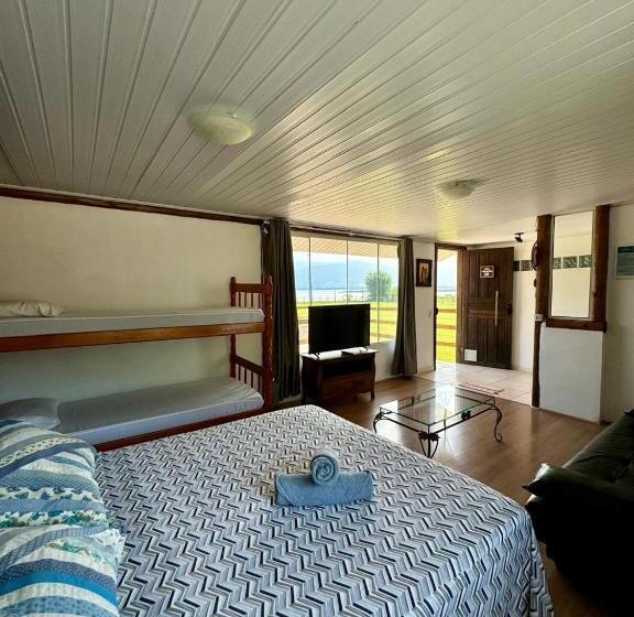 Standard studio with lake view, Pousada Lagoa Encantada